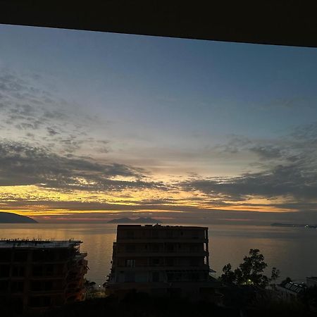 Sea View Apartment Vlorë Eksteriør bilde