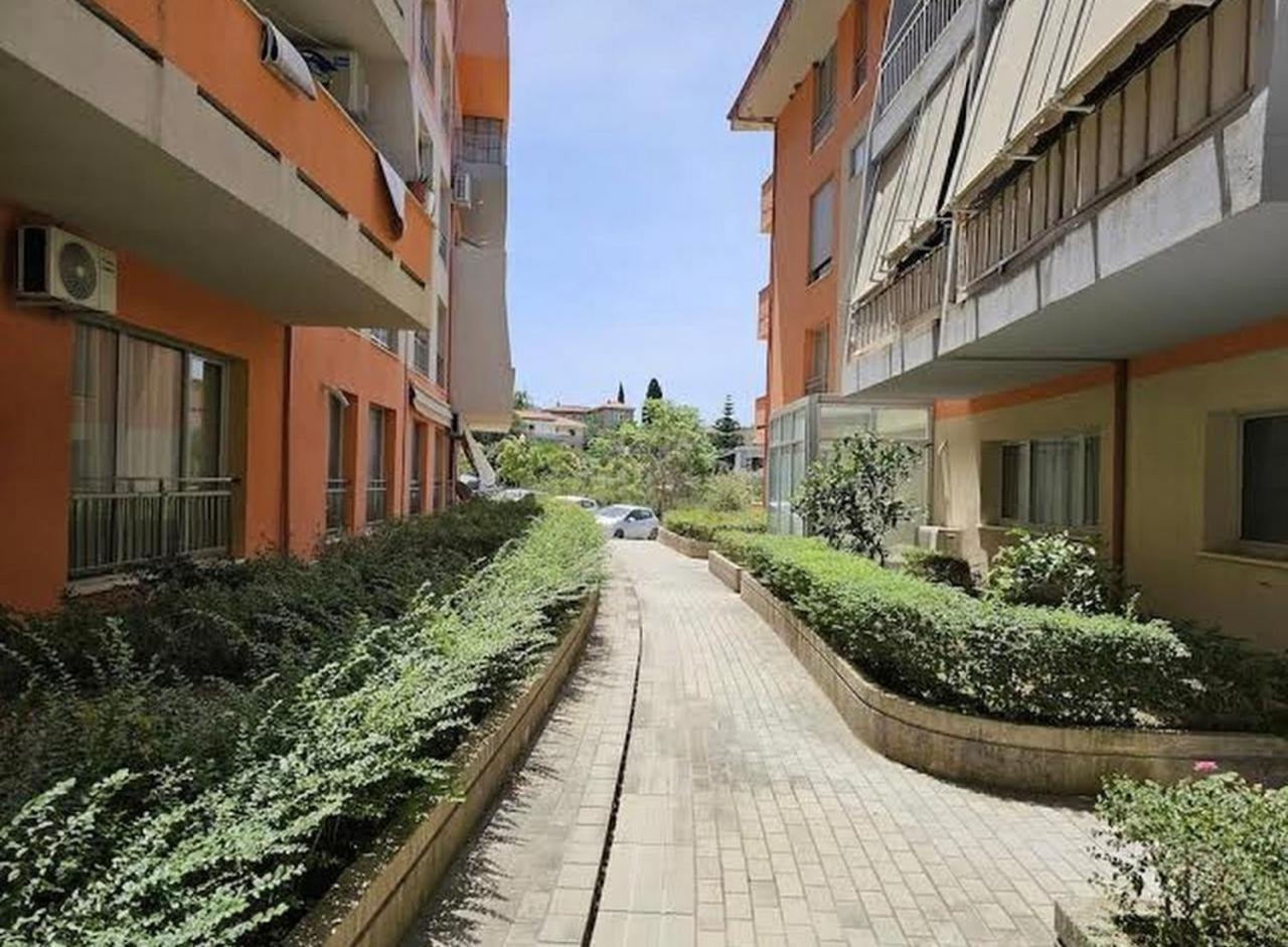 Sea View Apartment Vlorë Eksteriør bilde